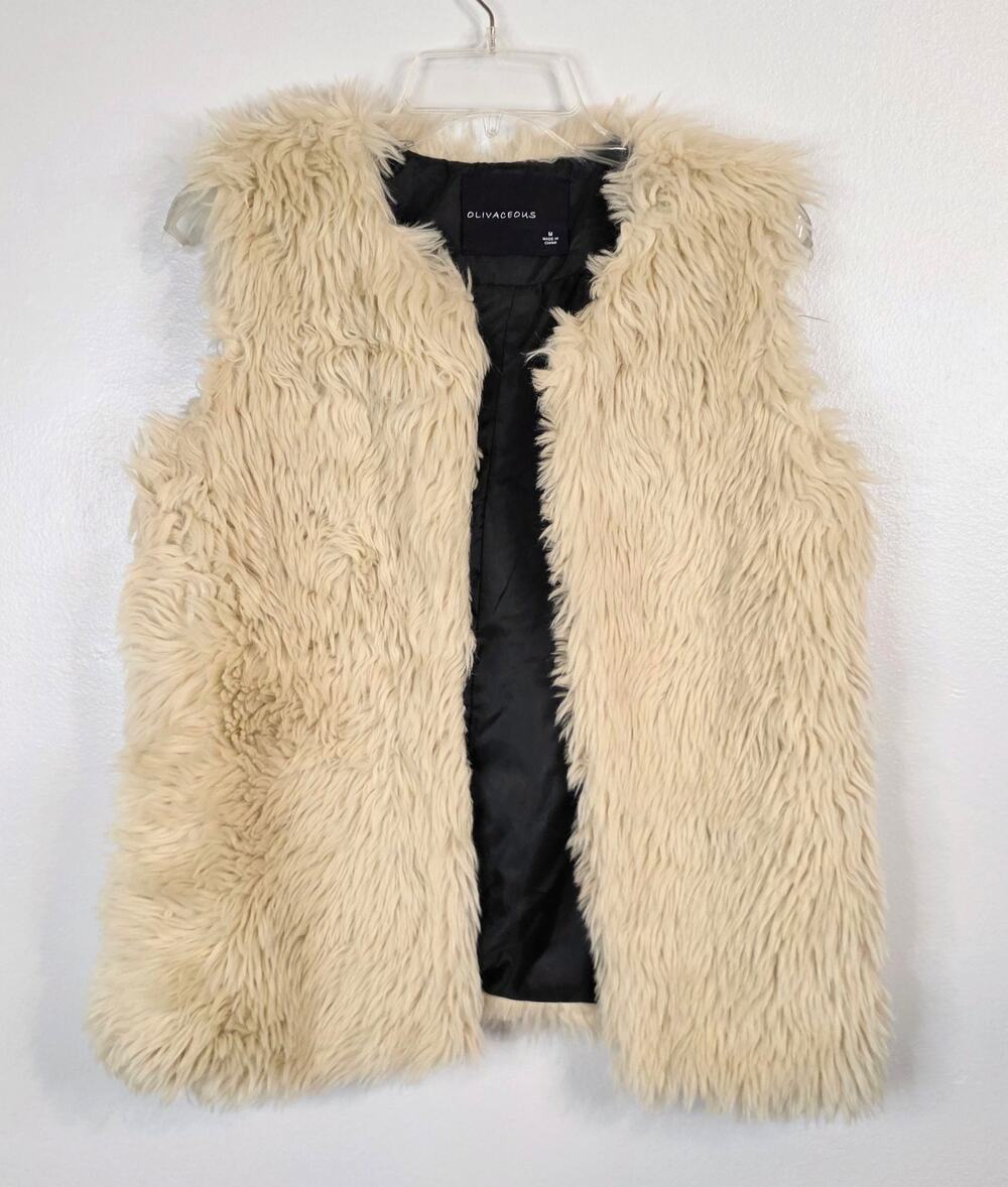 Olivaceous Faux Fur Vest Cream Women Medium Luxe Streetwear Boho Chic Cozy Glam
